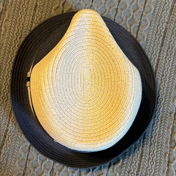 Straw Fedora - Picture 4 of 5